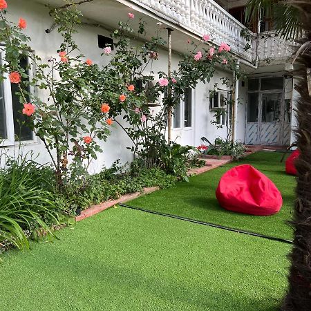 באטומי Elite Palace Plus Hotel מראה חיצוני תמונה