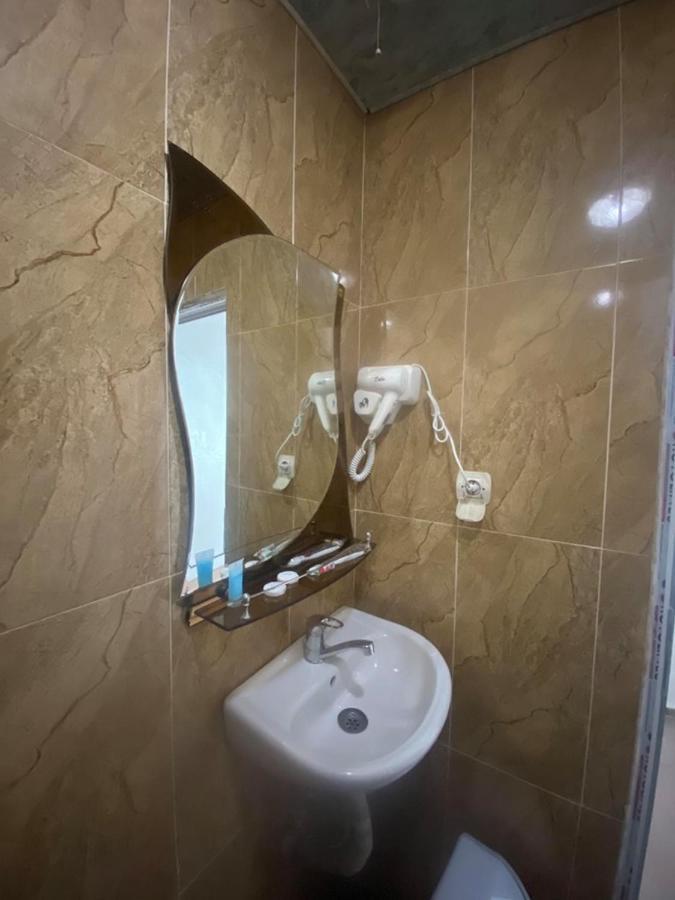 באטומי Elite Palace Plus Hotel מראה חיצוני תמונה