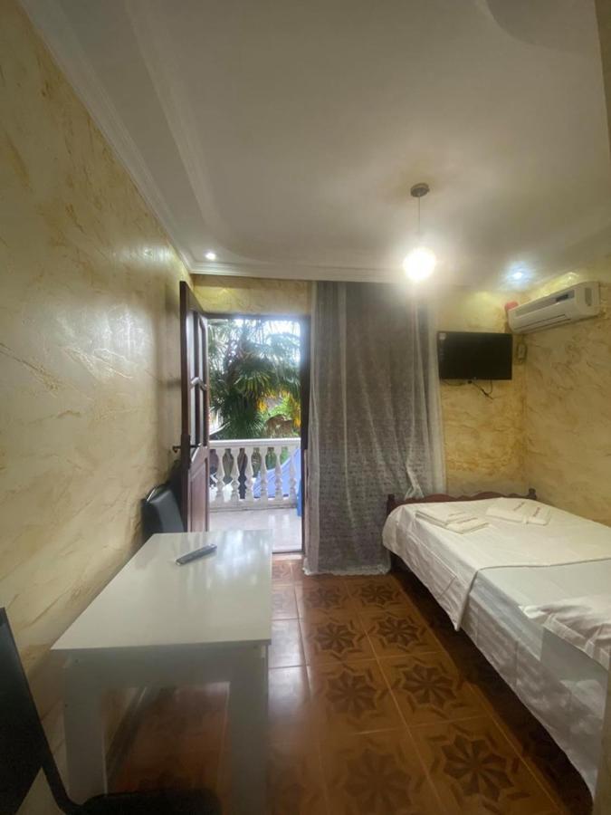 באטומי Elite Palace Plus Hotel מראה חיצוני תמונה