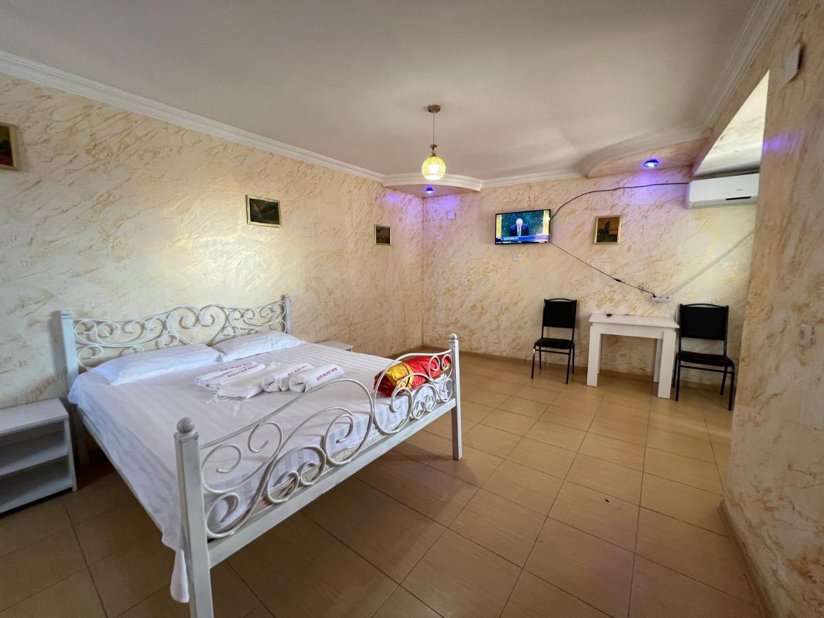 באטומי Elite Palace Plus Hotel מראה חיצוני תמונה