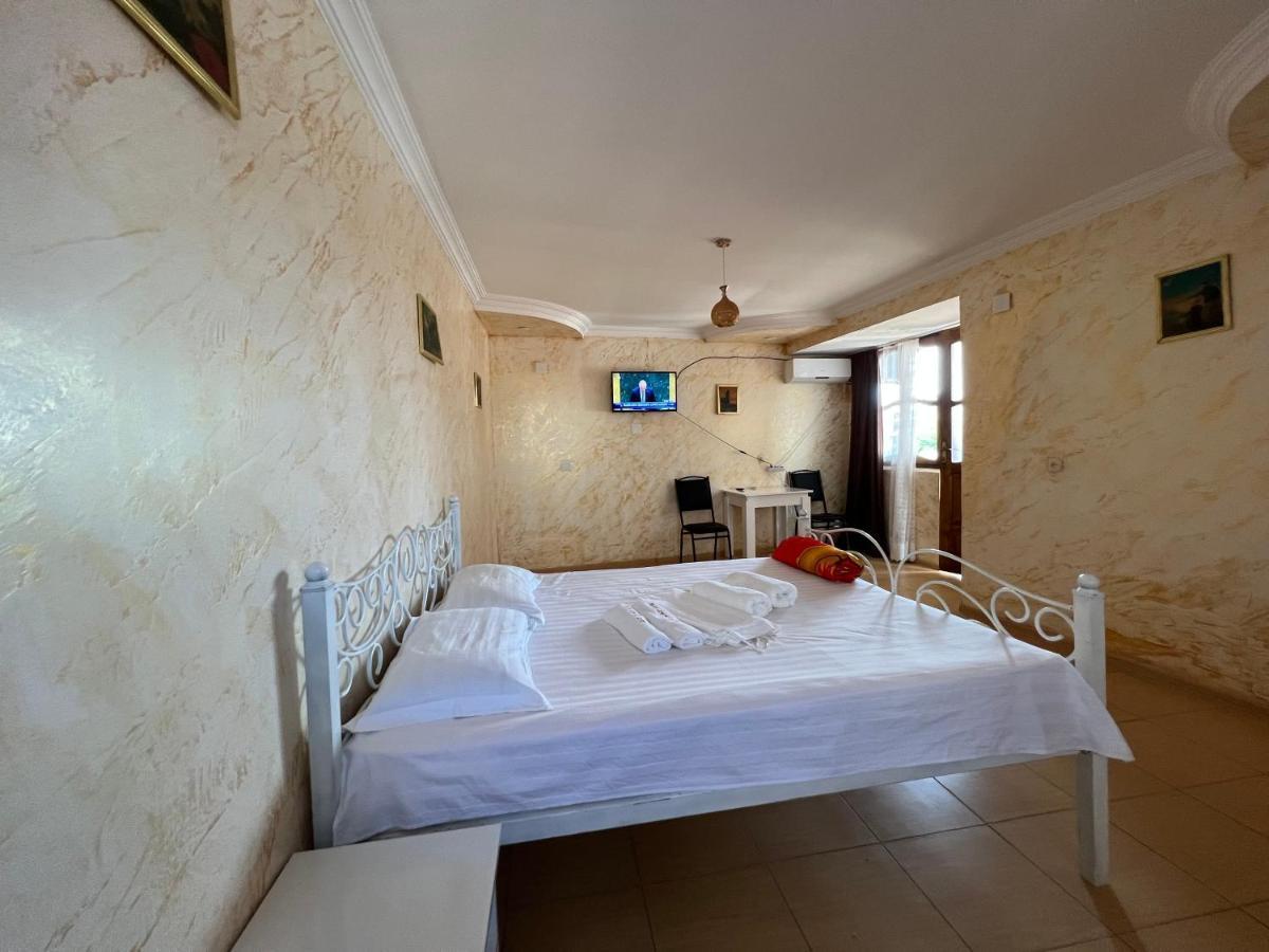 באטומי Elite Palace Plus Hotel מראה חיצוני תמונה